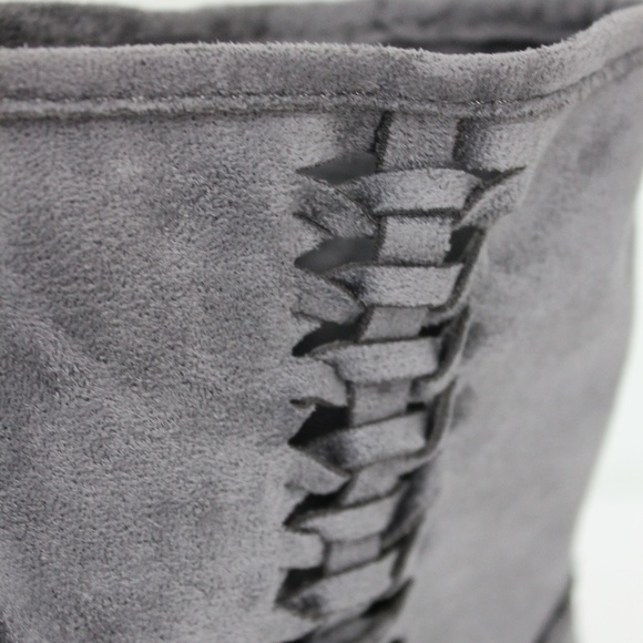 SOLD New Gray Faux Suede Ankle Cut-Out Boot 6.5 M - Picture 4 of 8